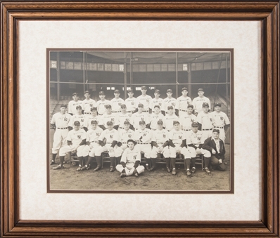 1937 New York Yankees Team Photo In 20x17 Framed Display